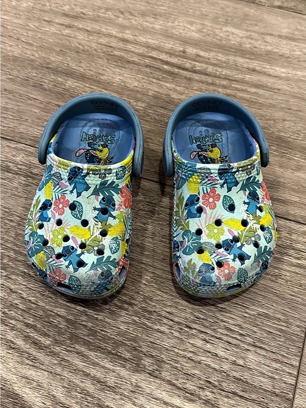 Crocs Disney Lilo & Stitch Classic Clog Toddler Floral Clogs Toddler Size 7